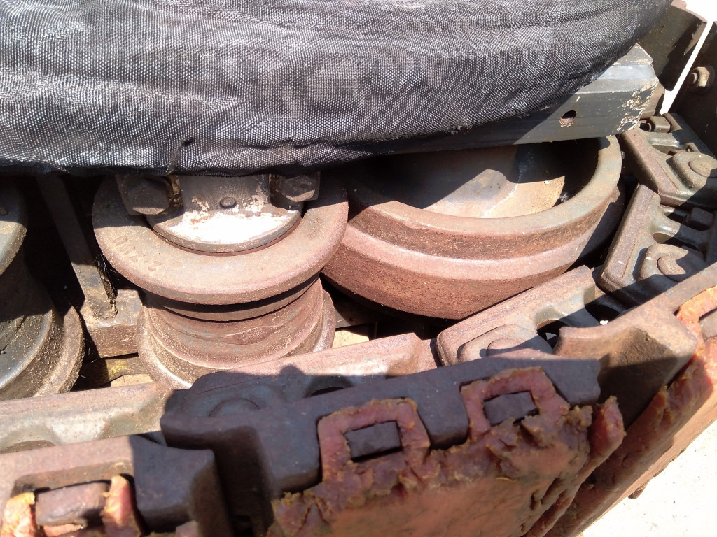 Bomag BM1200-35 - - Undercarriage parts for Construction machinery: picture 3 Bomag BM1200-35 - - Undercarriage parts for Construction machinery: picture 3