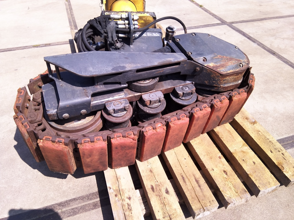 Bomag BM1200-35 - - Undercarriage parts for Construction machinery: picture 2 Bomag BM1200-35 - - Undercarriage parts for Construction machinery: picture 2