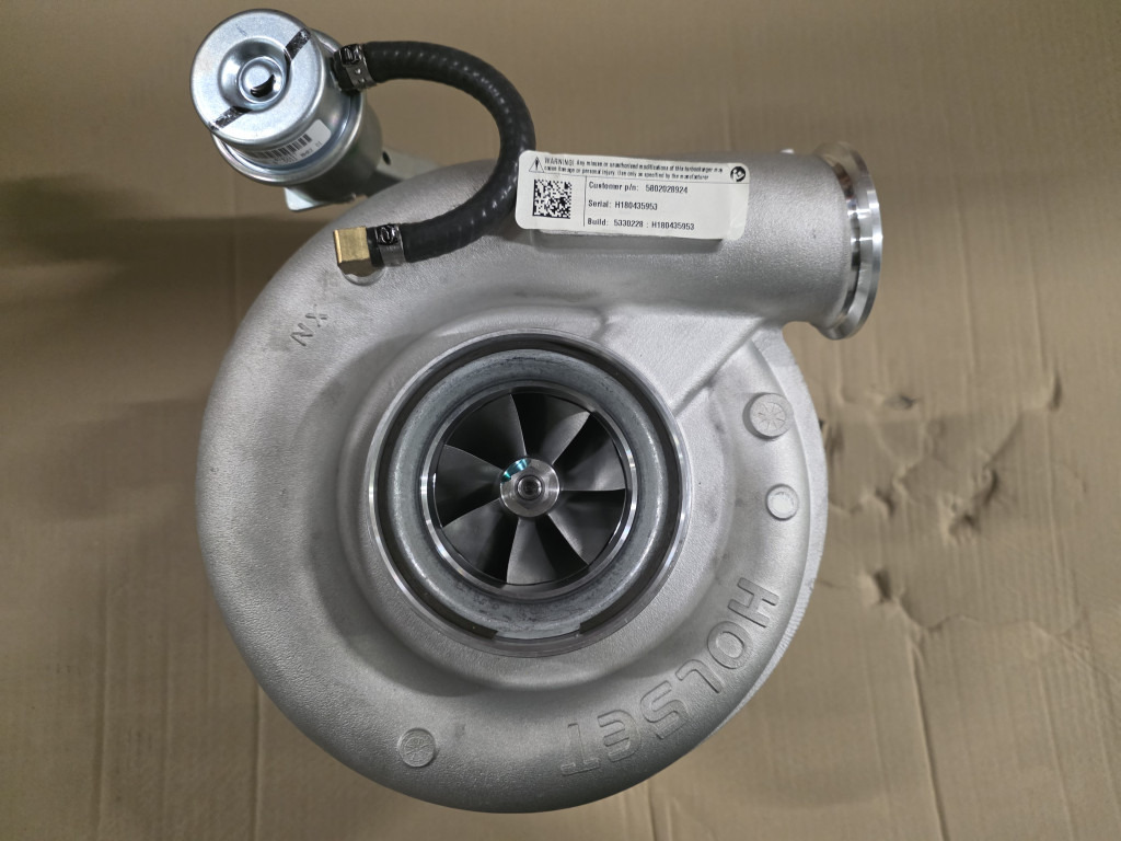 CNH 5802028924 - Turbo for Construction machinery: picture 1 CNH 5802028924 - Turbo for Construction machinery: picture 1