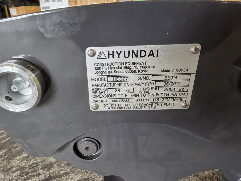 Case 32MK-95120CG - Quick coupler for Construction machinery: picture 3 Case 32MK-95120CG - Quick coupler for Construction machinery: picture 3