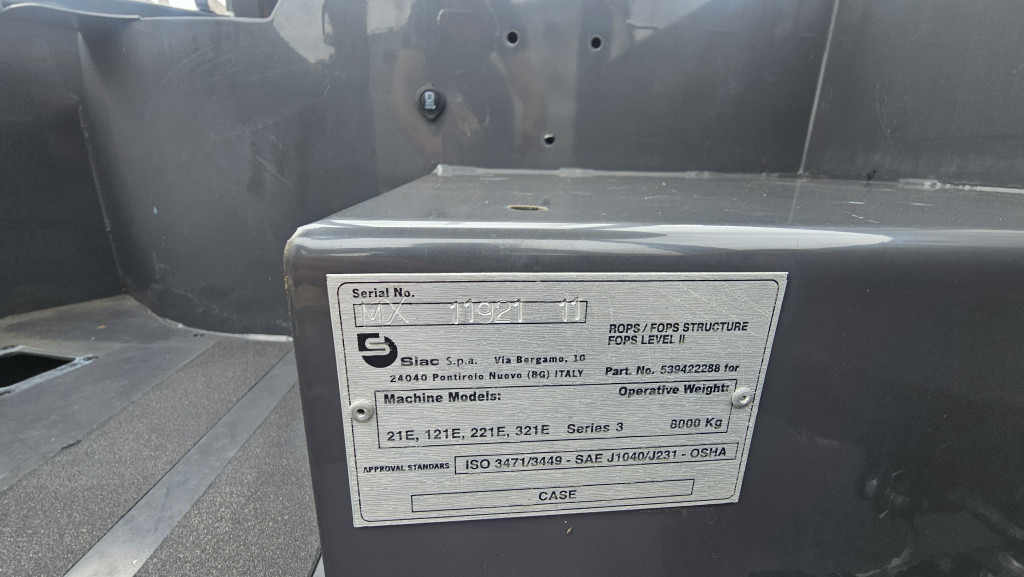 Case 87681392 - Cab for Construction machinery: picture 2 Case 87681392 - Cab for Construction machinery: picture 2