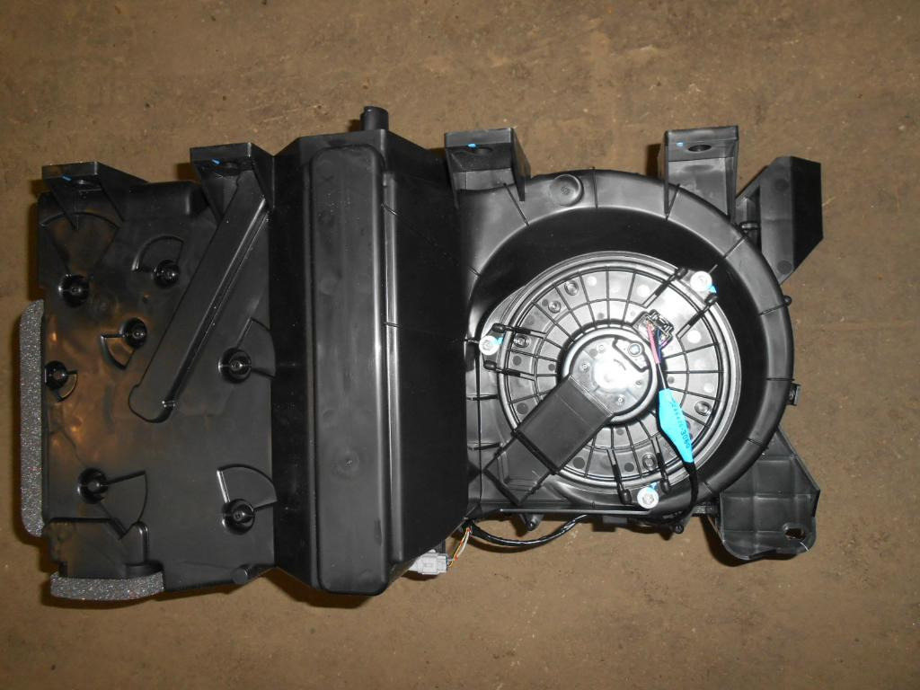 Caterpillar 2299081 - 3168812 - A/C part for Construction machinery: picture 2 Caterpillar 2299081 - 3168812 - A/C part for Construction machinery: picture 2