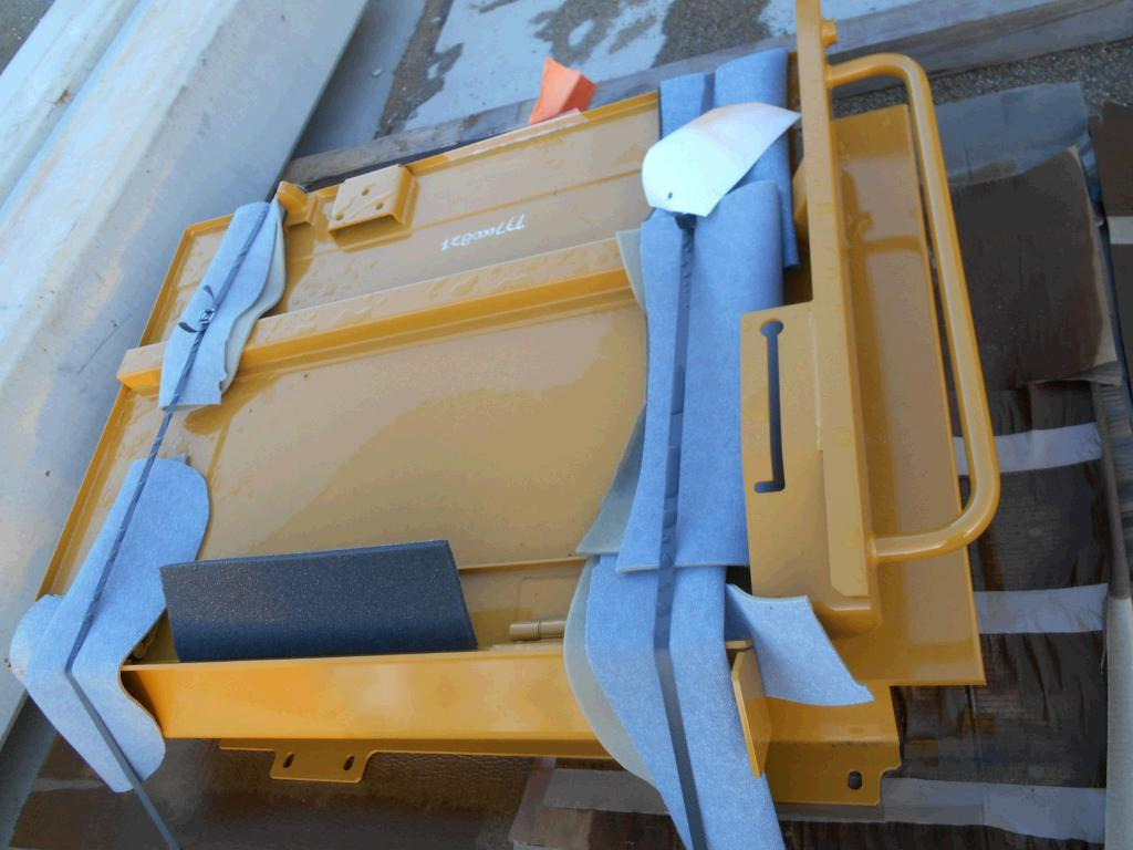 Caterpillar 4336256 - - Door and parts for Construction machinery: picture 4 Caterpillar 4336256 - - Door and parts for Construction machinery: picture 4