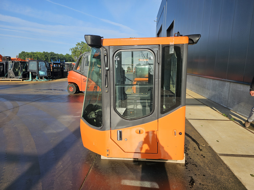 New Cab for Construction machinery Doosan 220101-00071B - 220101-00071A: picture 8