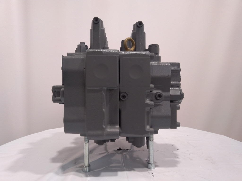 Hitachi 4713088 - YA00031360 - Hydraulic valve for Construction machinery: picture 2 Hitachi 4713088 - YA00031360 - Hydraulic valve for Construction machinery: picture 2