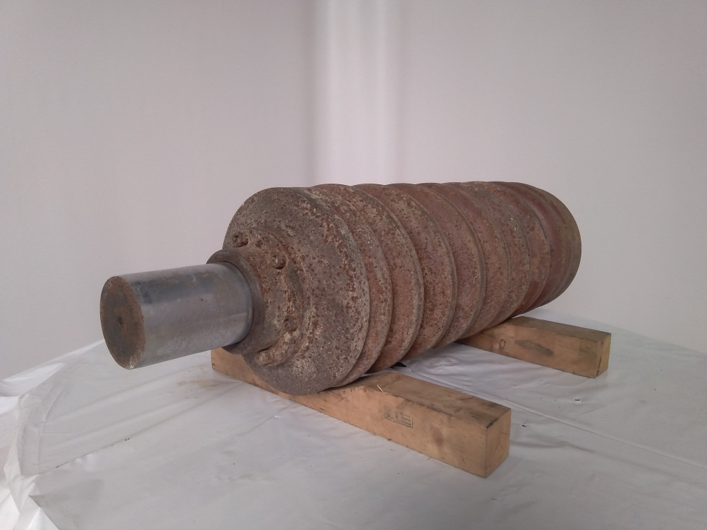 Hitachi 9244516 - Track for Construction machinery: picture 2 Hitachi 9244516 - Track for Construction machinery: picture 2