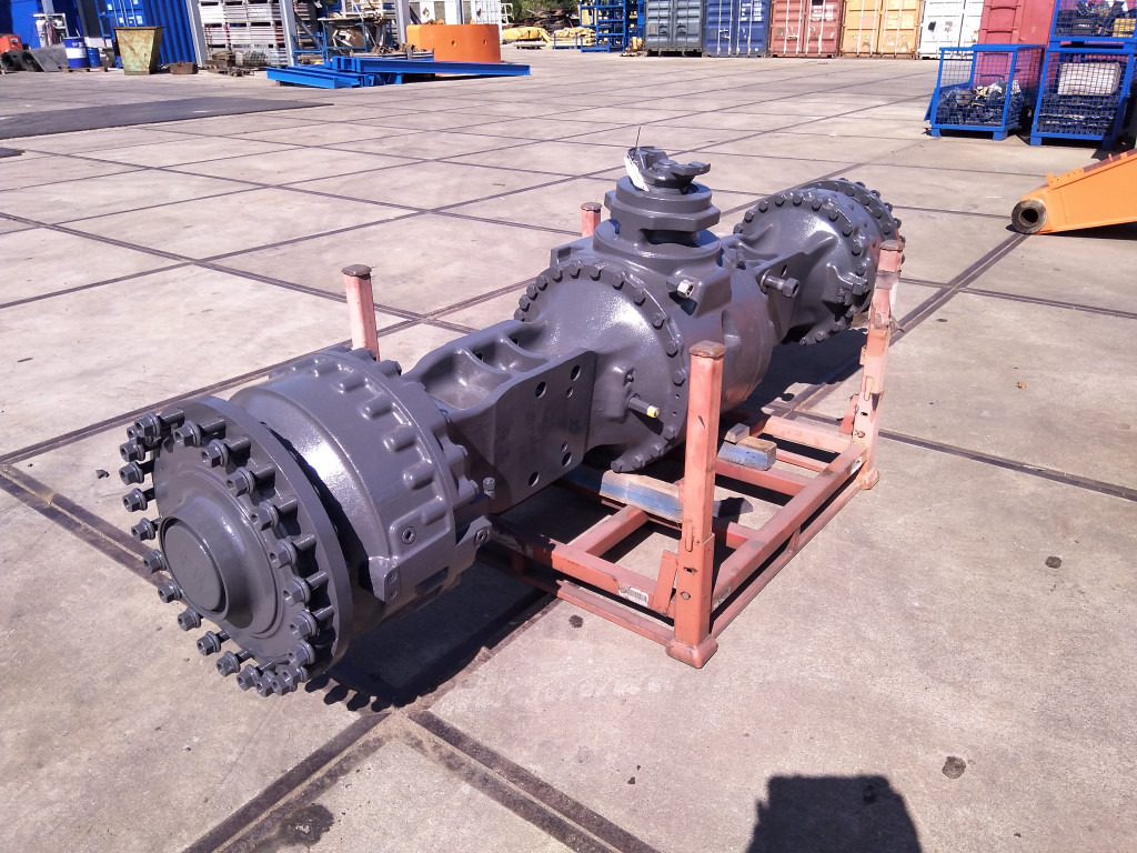 Hyundai 81LQ-11010 - Front axle for Construction machinery: picture 2 Hyundai 81LQ-11010 - Front axle for Construction machinery: picture 2