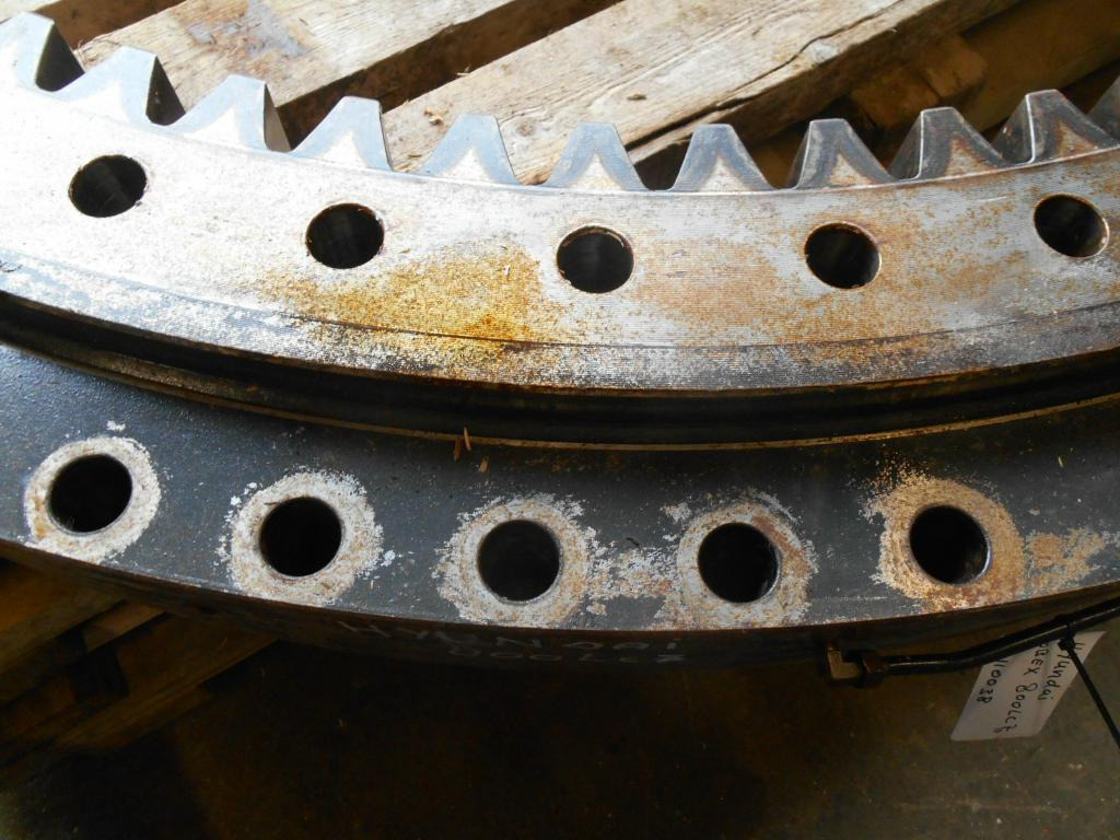 Hyundai 81ND-01020 - Slewing ring for Construction machinery: picture 4 Hyundai 81ND-01020 - Slewing ring for Construction machinery: picture 4