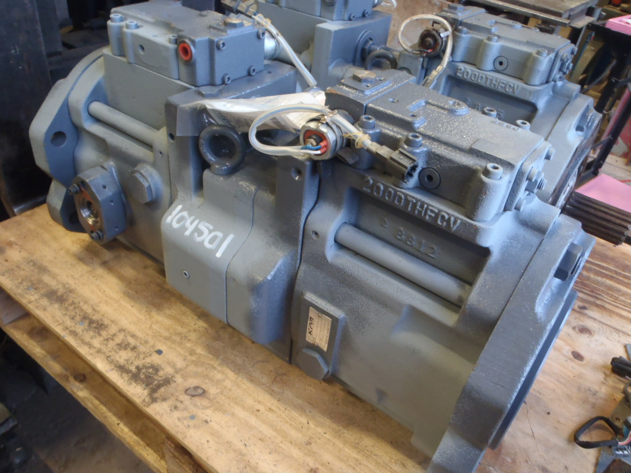 Kawasaki K3V180DTH19TR-OE11 - 4643505 - Hydraulic pump for Construction machinery: picture 1 Kawasaki K3V180DTH19TR-OE11 - 4643505 - Hydraulic pump for Construction machinery: picture 1