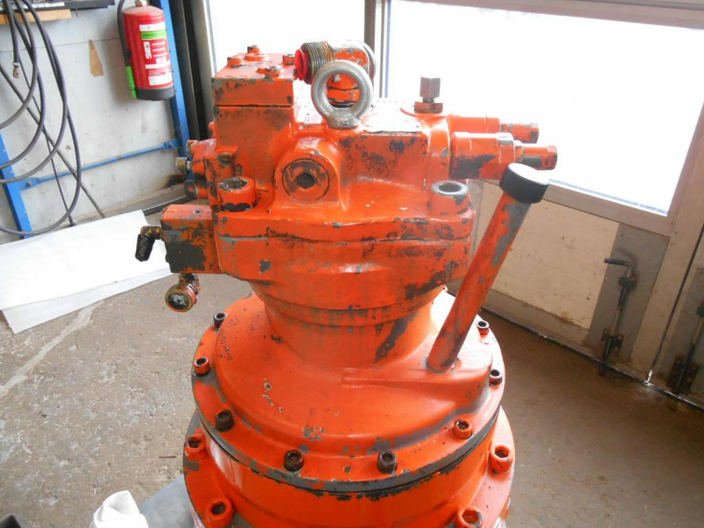 Kawasaki M2X210CHB-10A - - Swing motor for Construction machinery: picture 4 Kawasaki M2X210CHB-10A - - Swing motor for Construction machinery: picture 4