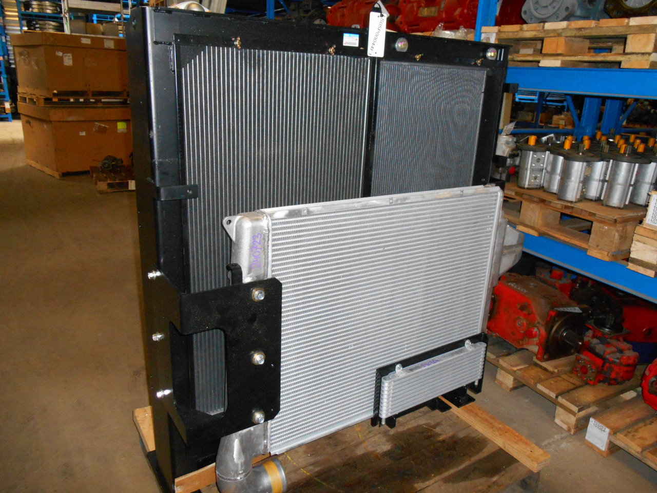 Kobelco LS05P00039F1 - Radiator for Construction machinery: picture 4 Kobelco LS05P00039F1 - Radiator for Construction machinery: picture 4