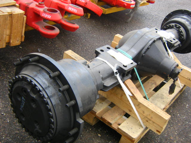 New Holland 2806108 - 6911852 - Rear axle for Construction machinery: picture 1 New Holland 2806108 - 6911852 - Rear axle for Construction machinery: picture 1