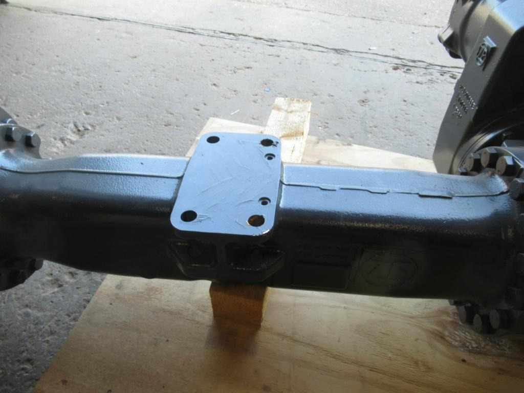 New Holland 84285793 - Rear axle for Construction machinery: picture 5 New Holland 84285793 - Rear axle for Construction machinery: picture 5