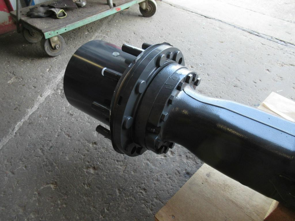 New Holland 84285793 - Rear axle for Construction machinery: picture 4 New Holland 84285793 - Rear axle for Construction machinery: picture 4