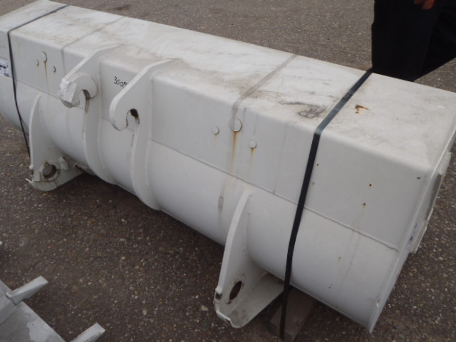 O&K L5.5 - - Loader bucket: picture 2 O&K L5.5 - - Loader bucket: picture 2