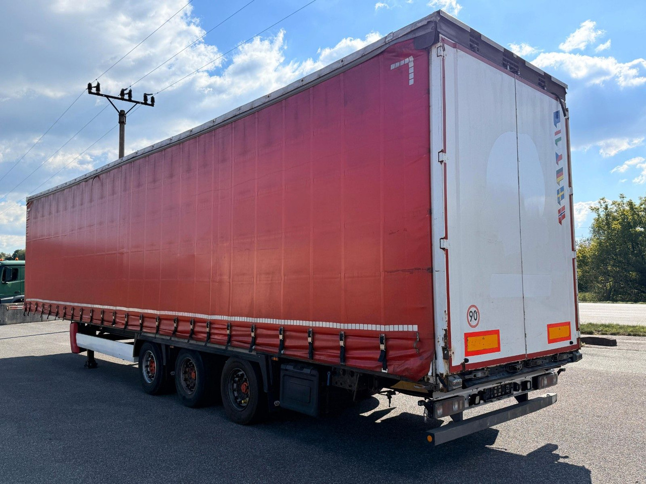 Krone SD - Curtainsider semi-trailer: picture 5 Krone SD - Curtainsider semi-trailer: picture 5