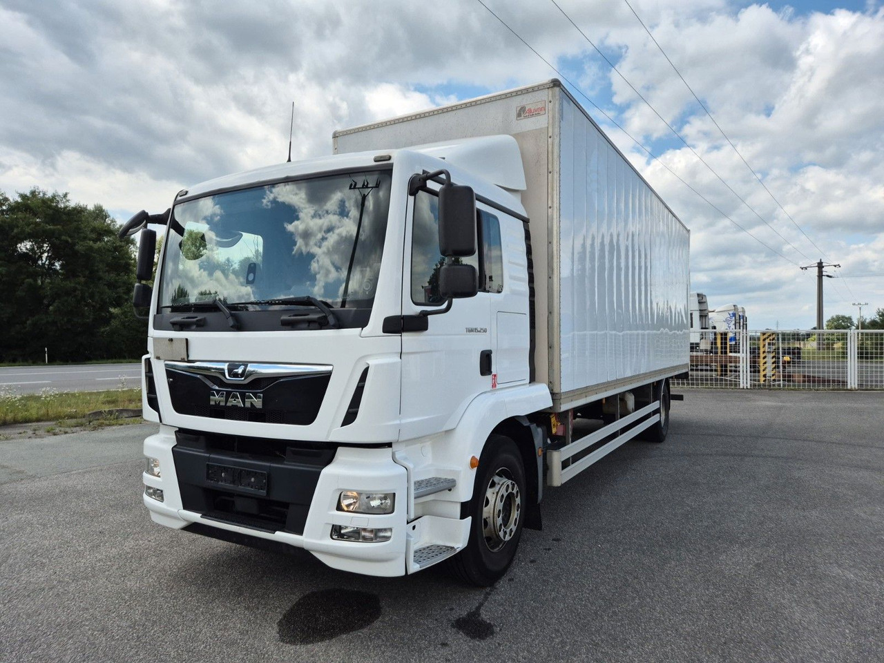 MAN TGM 15.250 - Box truck: picture 1 MAN TGM 15.250 - Box truck: picture 1
