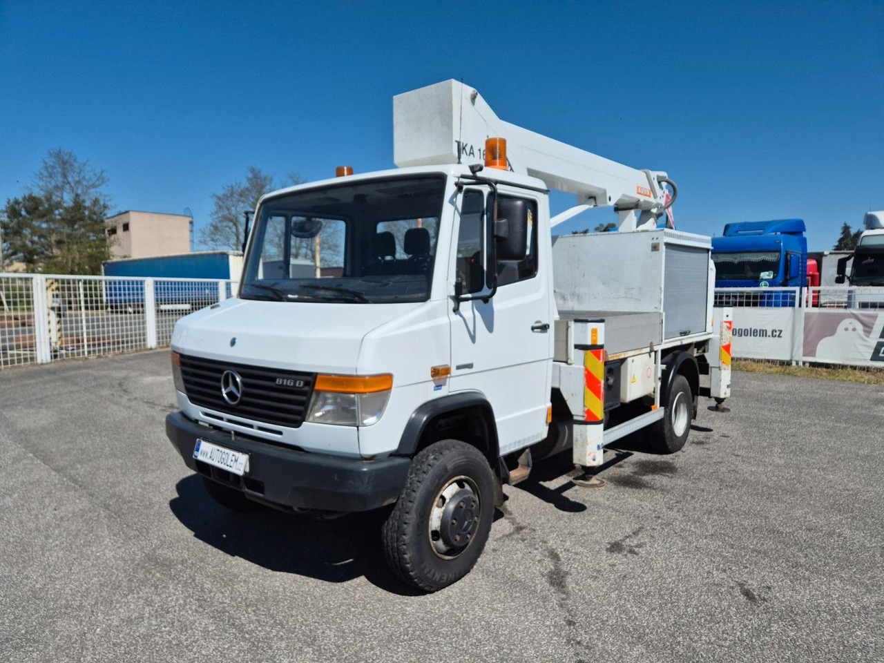 Mercedes-Benz Vario 816 work platform - Truck mounted aerial platform: picture 1 Mercedes-Benz Vario 816 work platform - Truck mounted aerial platform: picture 1