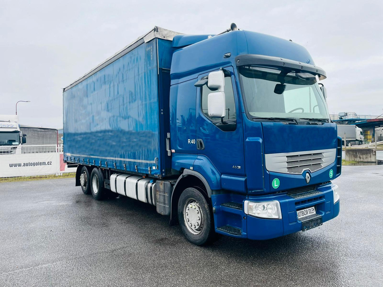 Renault Premium 460 P6X2 EEV - Curtainsider truck: picture 2 Renault Premium 460 P6X2 EEV - Curtainsider truck: picture 2