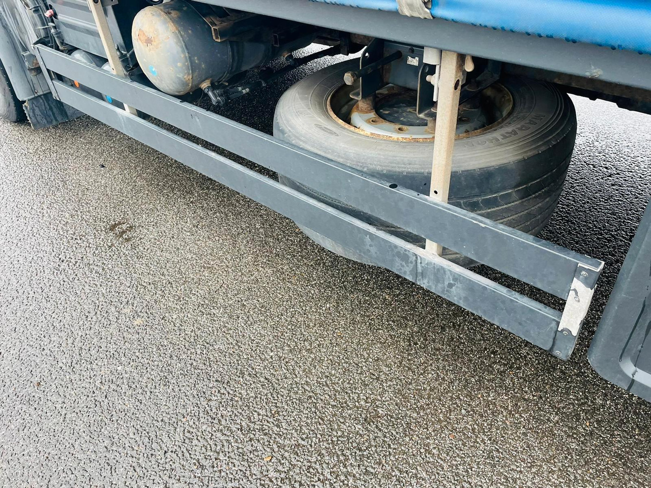 Renault Premium 460 P6X2 EEV - Curtainsider truck: picture 5 Renault Premium 460 P6X2 EEV - Curtainsider truck: picture 5