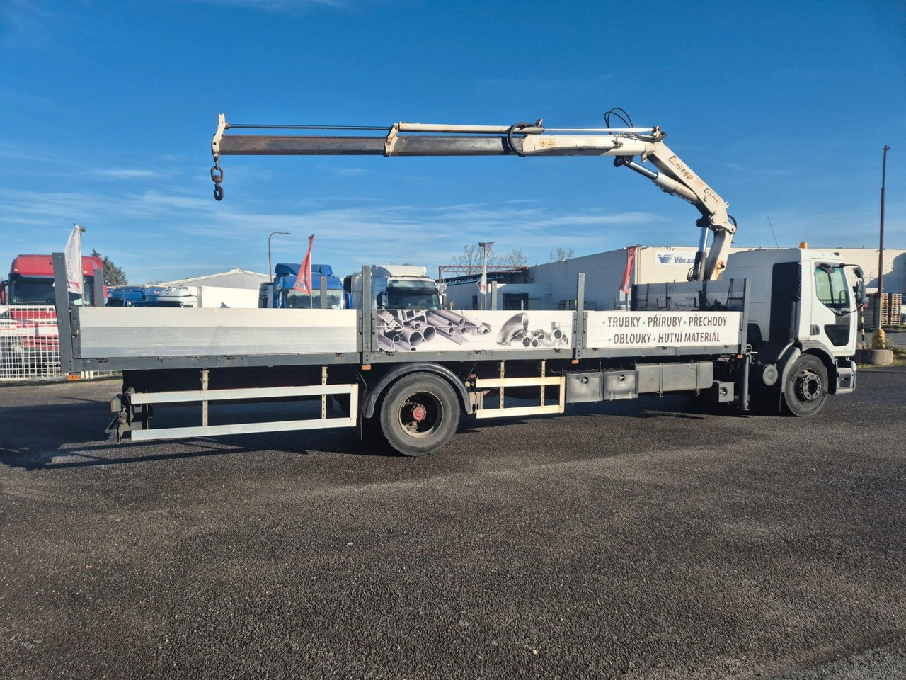 Renault Premium HR 260.19 - Crane truck: picture 5 Renault Premium HR 260.19 - Crane truck: picture 5