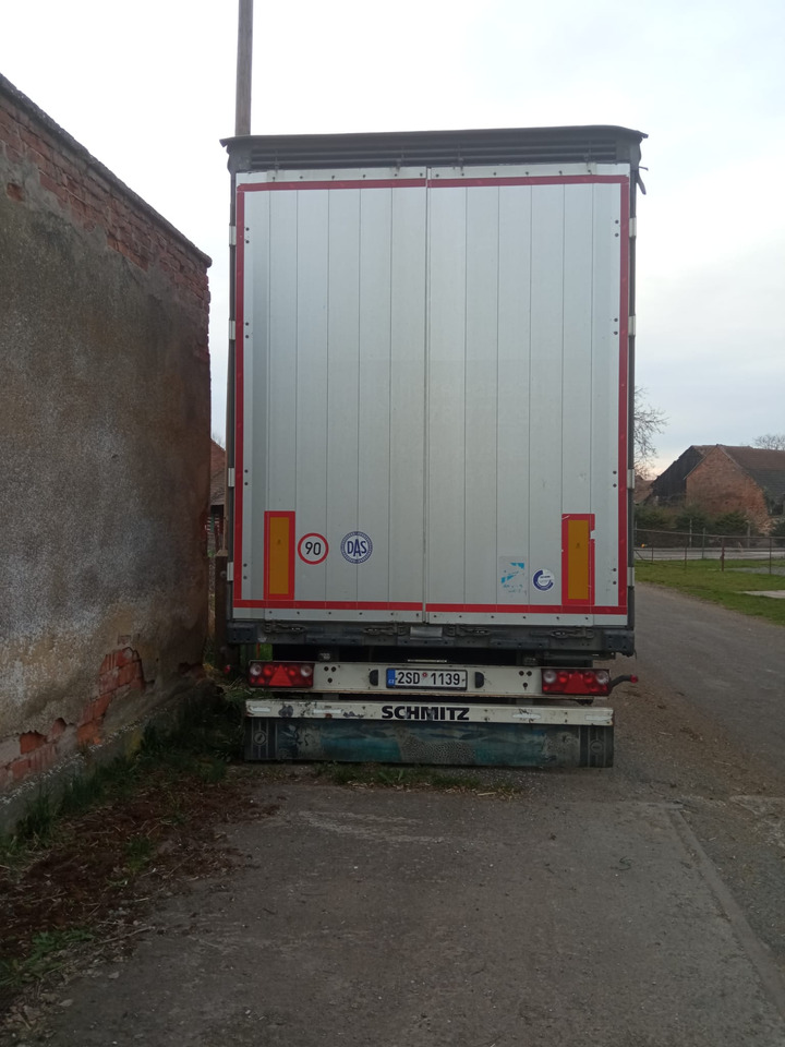 SCHMITZ SCS 24/L - Curtainsider semi-trailer: picture 5 SCHMITZ SCS 24/L - Curtainsider semi-trailer: picture 5
