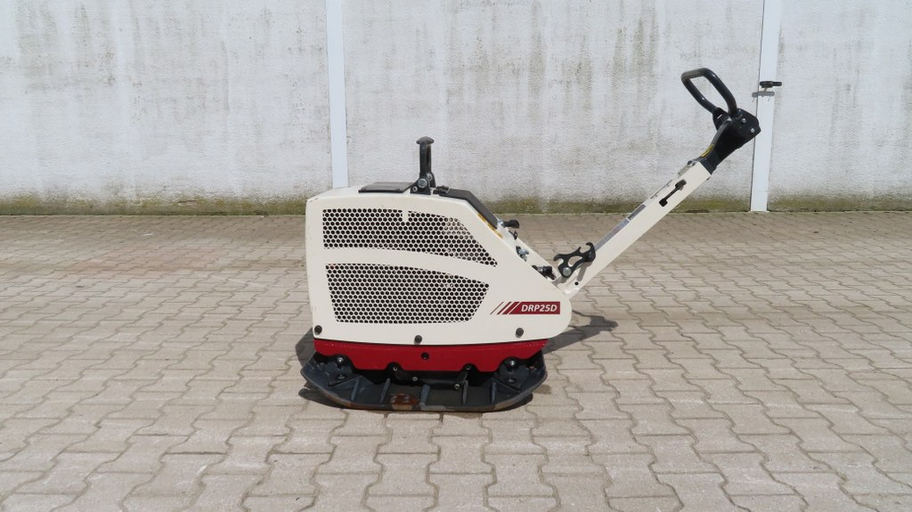 Dynapac DRP 25 D - Vibratory plate: picture 5 Dynapac DRP 25 D - Vibratory plate: picture 5