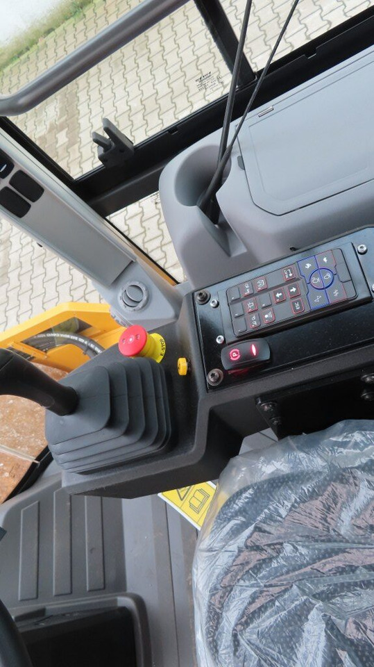 Compactor Volvo SD 135 B: picture 12 Compactor Volvo SD 135 B: picture 12