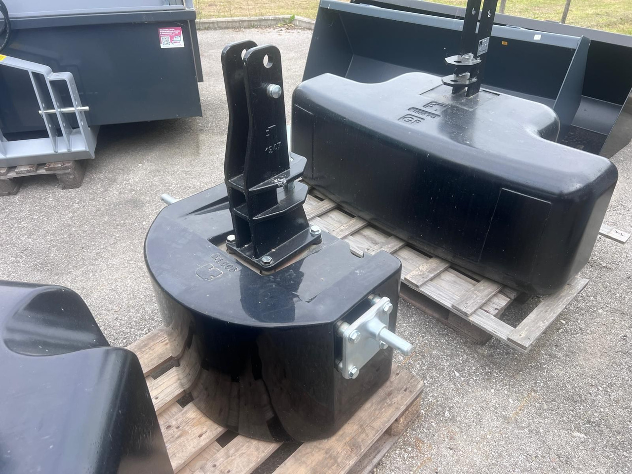 Pateer B900 - Counterweight: picture 1 Pateer B900 - Counterweight: picture 1