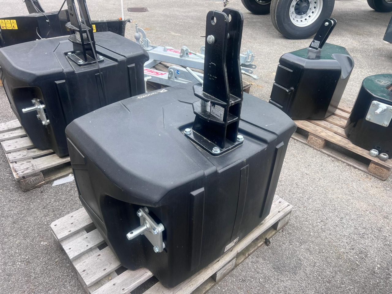 Pateer RT 1200 - Counterweight: picture 2 Pateer RT 1200 - Counterweight: picture 2