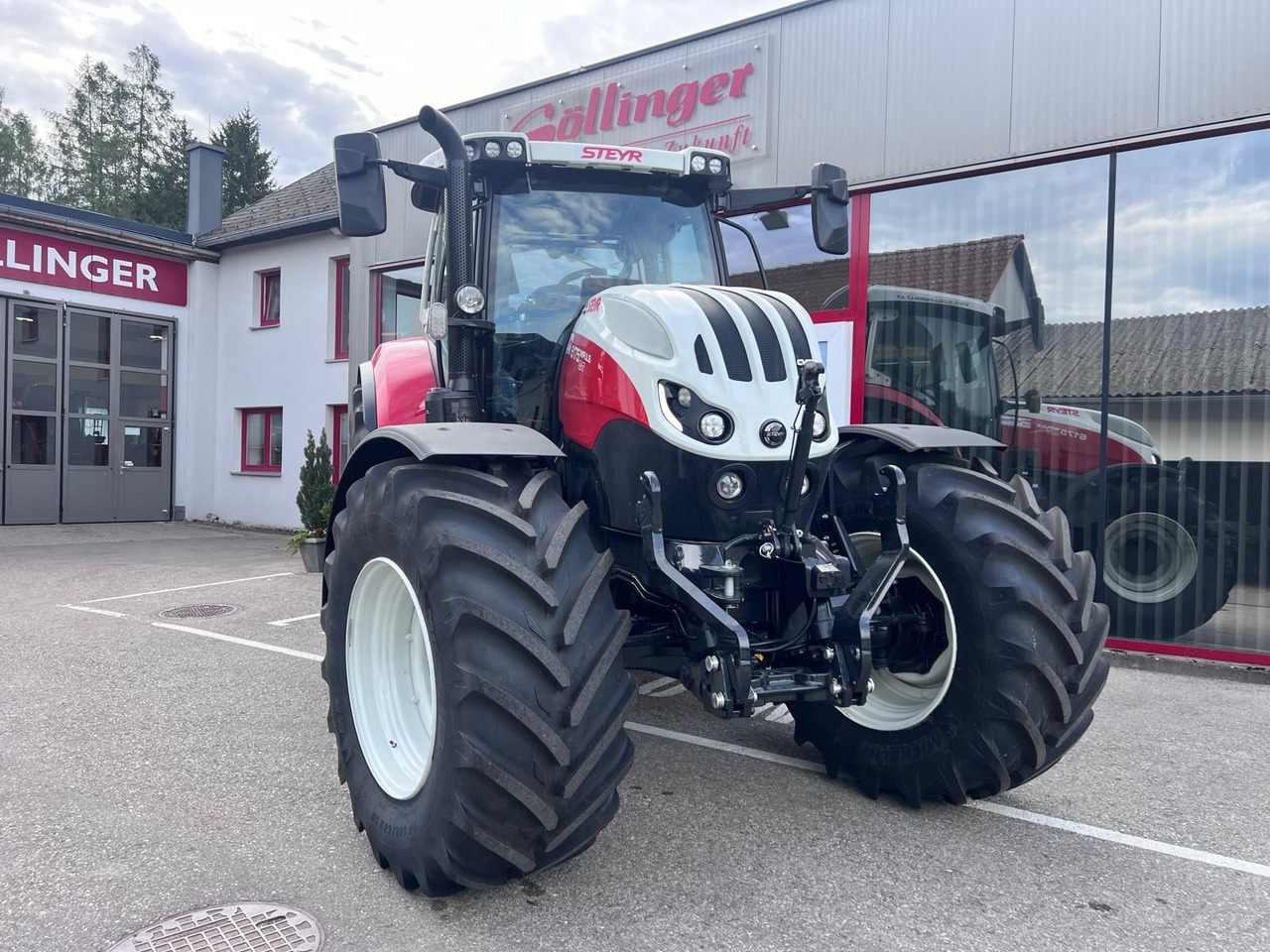 Steyr 6175 Impuls CVT - Farm tractor: picture 2 Steyr 6175 Impuls CVT - Farm tractor: picture 2