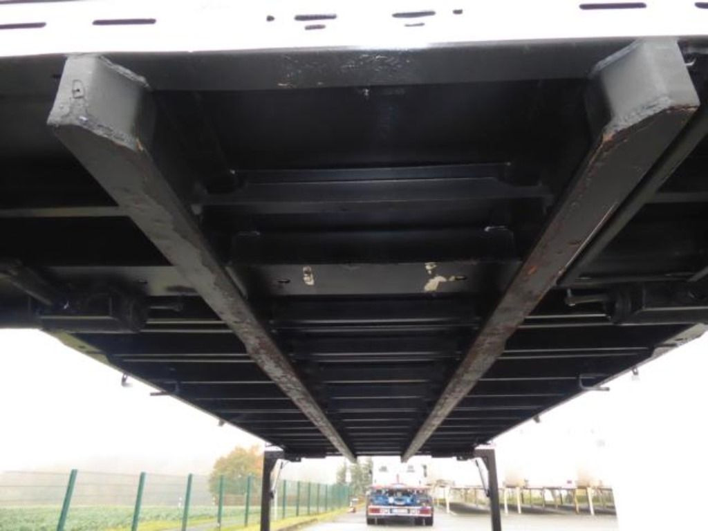 Curtainside swap body Krone Heck mit Portaltüren: picture 6