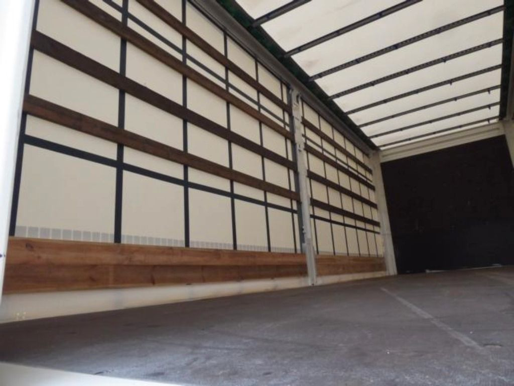 Curtainside swap body Krone Heck mit Portaltüren: picture 15