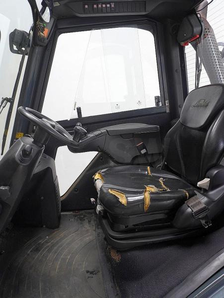 Linde H 35 T EVO 393-02 - LPG forklift: picture 3 Linde H 35 T EVO 393-02 - LPG forklift: picture 3