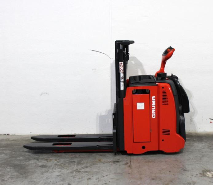 Linde L 12 AP 133 - Stacker: picture 4 Linde L 12 AP 133 - Stacker: picture 4