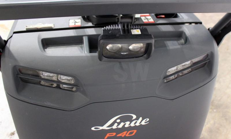 Linde P 40 C 4595-00 - Tow tractor: picture 1 Linde P 40 C 4595-00 - Tow tractor: picture 1
