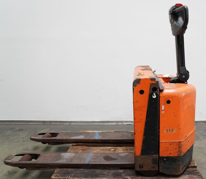 Toyota 7PM18 - Pallet truck: picture 3 Toyota 7PM18 - Pallet truck: picture 3