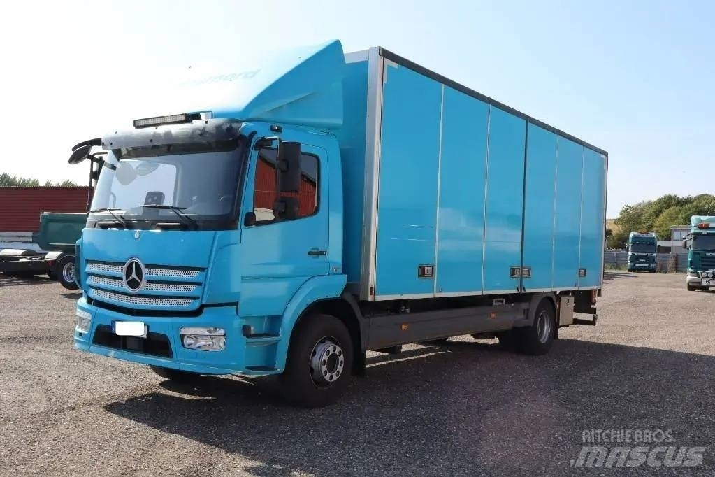 Mercedes-Benz ATEGO Serie 0691 - Box truck: picture 2 Mercedes-Benz ATEGO Serie 0691 - Box truck: picture 2