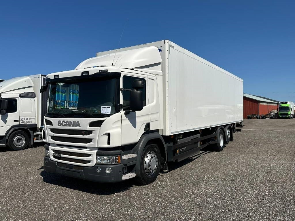 Scania P 320 Hybrid + Diesel - Box truck: picture 1 Scania P 320 Hybrid + Diesel - Box truck: picture 1