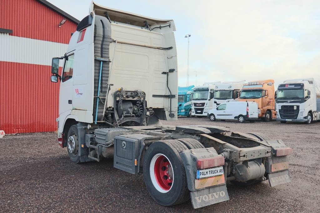 Volvo FH-440 Serie 3053 - Tractor unit: picture 3 Volvo FH-440 Serie 3053 - Tractor unit: picture 3