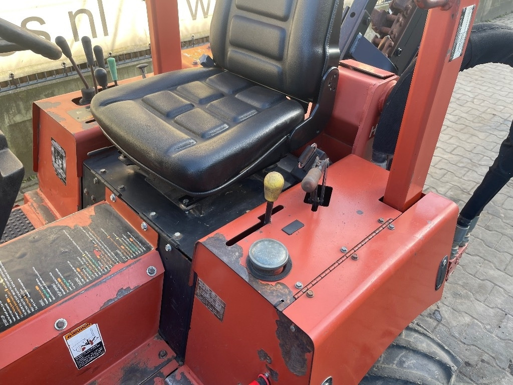 Ditch Witch RT 45 - Trencher: picture 5 Ditch Witch RT 45 - Trencher: picture 5