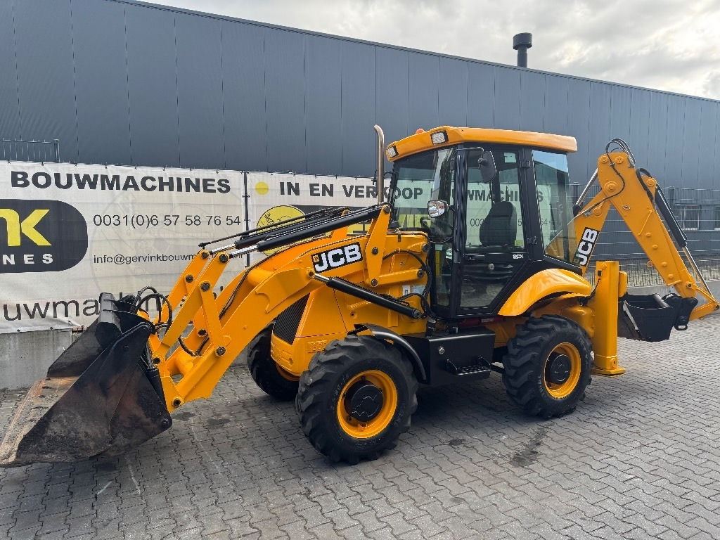 JCB 2 CX - Backhoe loader: picture 2 JCB 2 CX - Backhoe loader: picture 2