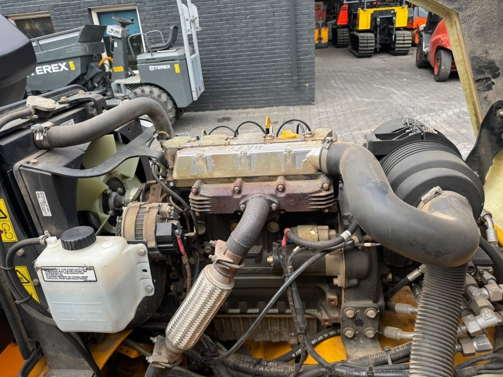 Road roller JCB VMT 430-130: picture 17