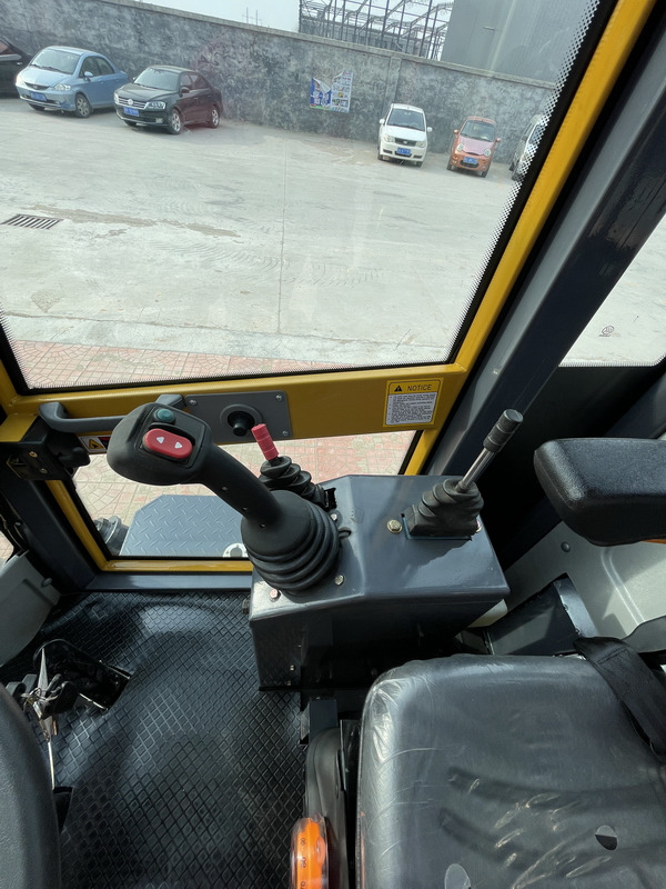 Leasing of Qingdao Promising CE Telescopic Loader ZL15 Qingdao Promising CE Telescopic Loader ZL15: picture 7