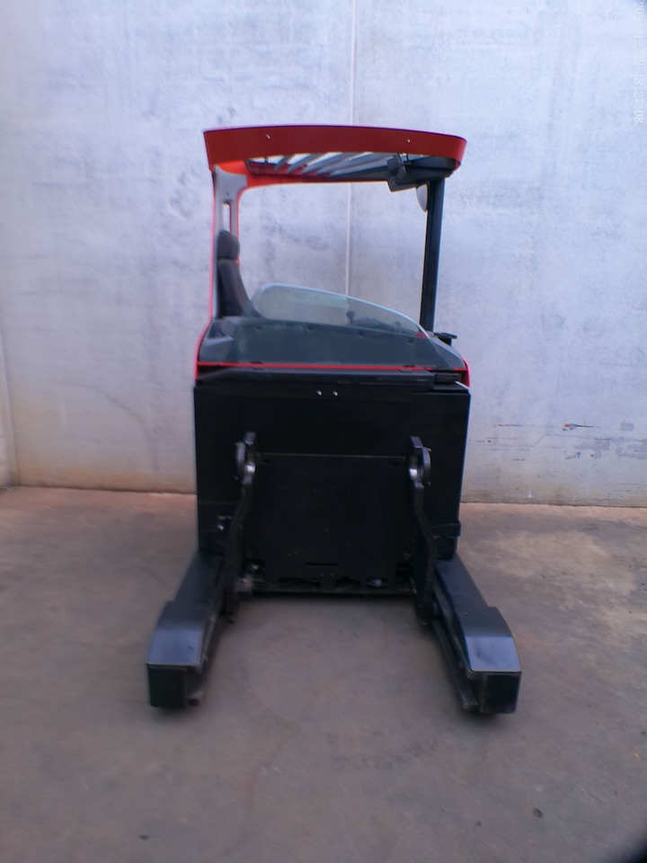 BT RRE 160 - Reach truck: picture 5 BT RRE 160 - Reach truck: picture 5