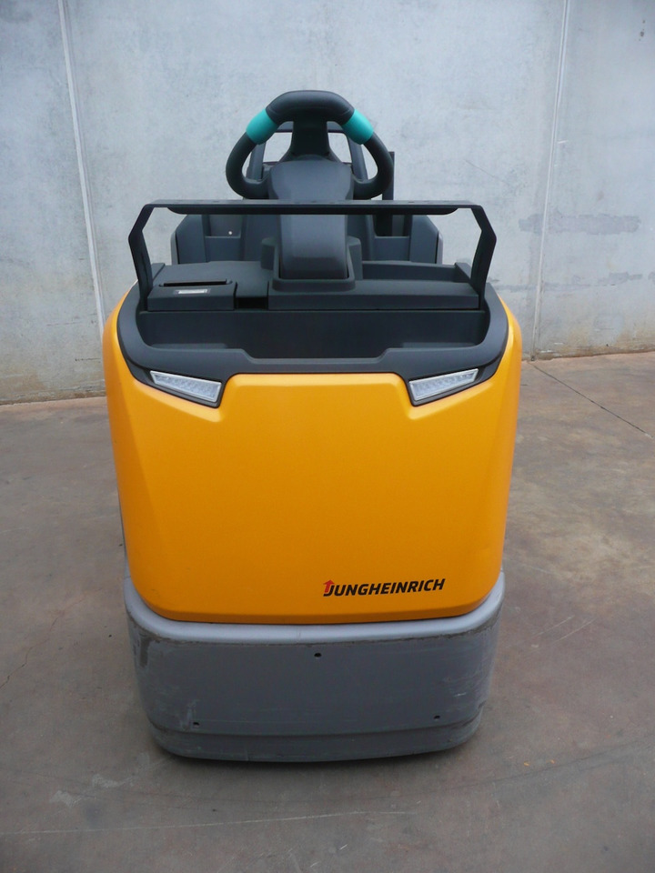 Jungheinrich ECE 220 1250x540mm - Order picker: picture 5 Jungheinrich ECE 220 1250x540mm - Order picker: picture 5