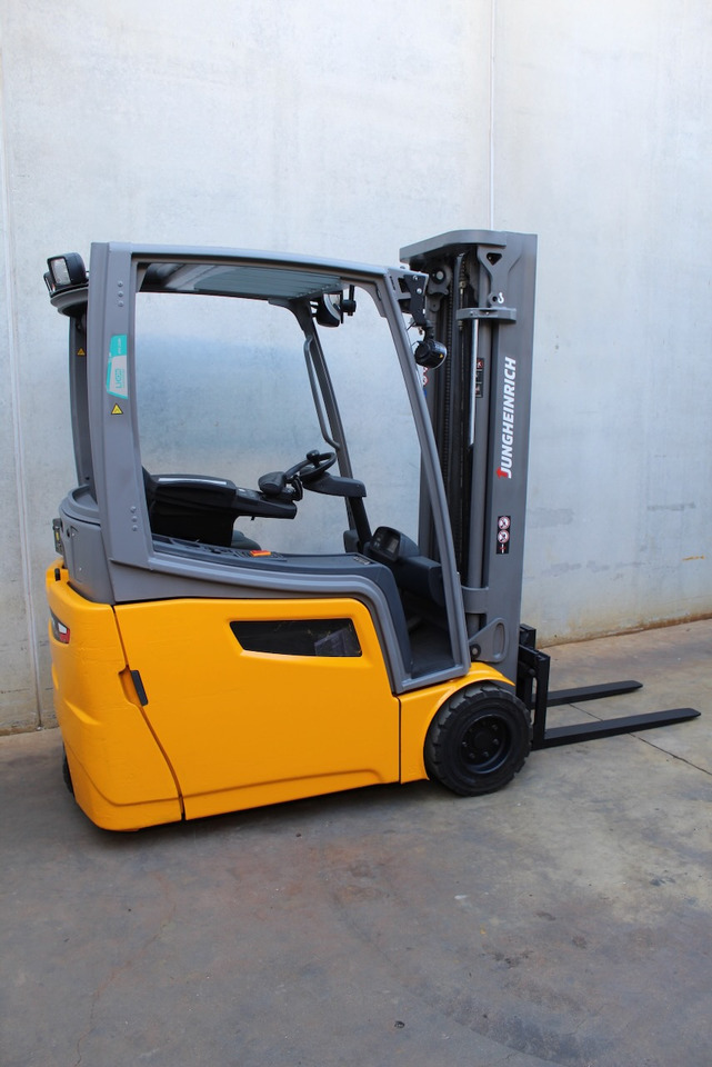 Jungheinrich EFG 218k 480 DZ LI-ION - Electric forklift: picture 2 Jungheinrich EFG 218k 480 DZ LI-ION - Electric forklift: picture 2