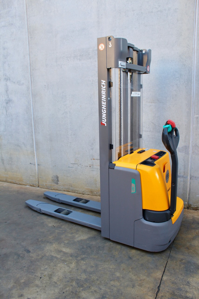 Jungheinrich EJC 212 320 ZT LI-ION - Stacker: picture 1 Jungheinrich EJC 212 320 ZT LI-ION - Stacker: picture 1