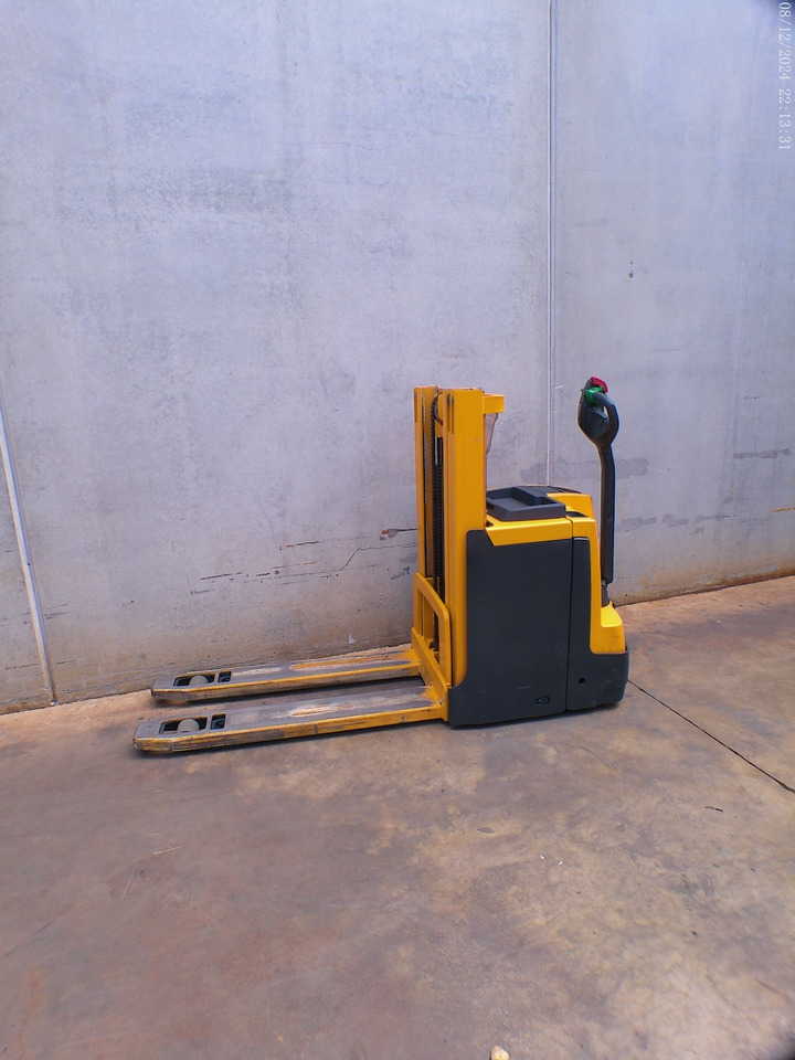Jungheinrich EJD 220 250 DT - Stacker: picture 2 Jungheinrich EJD 220 250 DT - Stacker: picture 2
