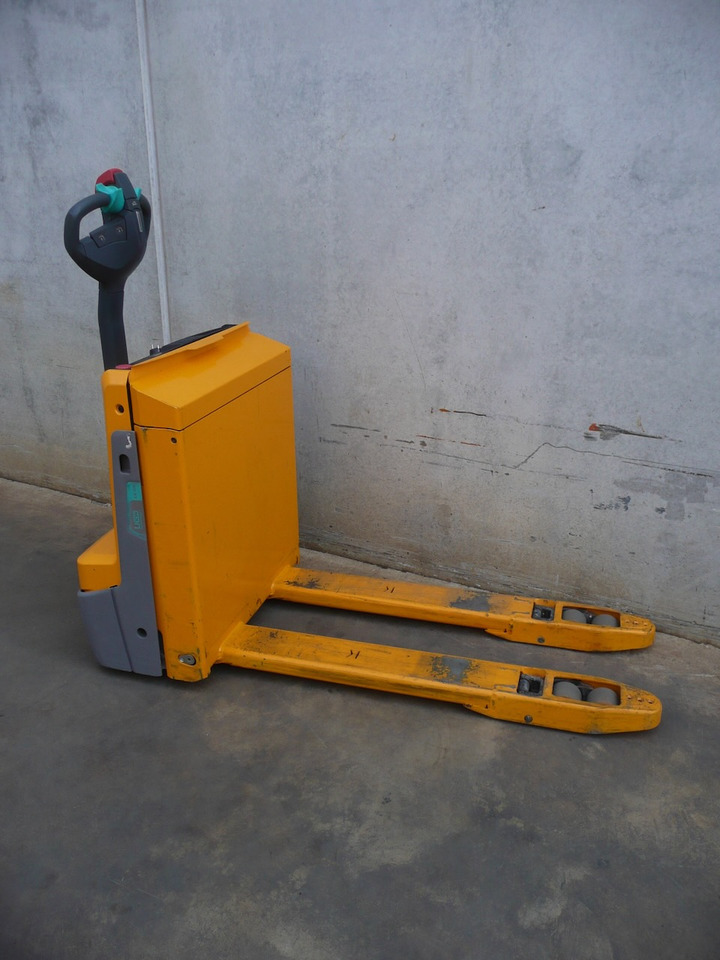 Jungheinrich EJE 116i LI-ION - Pallet truck: picture 4 Jungheinrich EJE 116i LI-ION - Pallet truck: picture 4